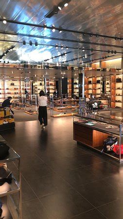 prada outlet via aretina montevarchi ar|prada outlet store reviews.